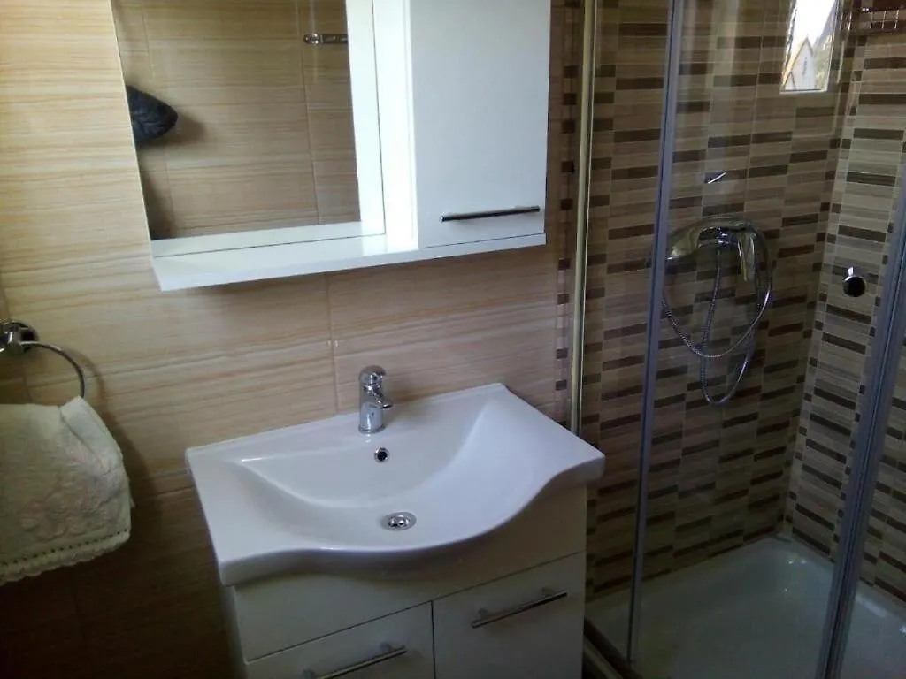 Apartments Madeji Banjol